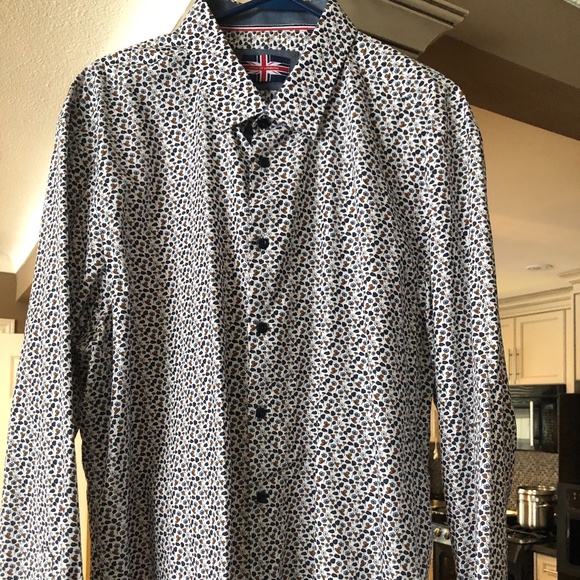 Long sleeve button down - Picture 1 of 2